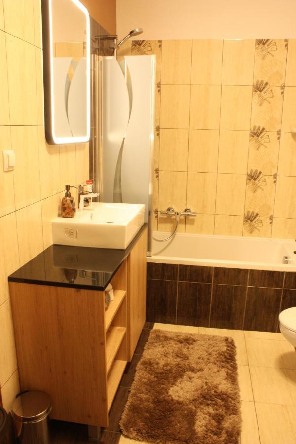 Urban City Apartments Варшава Екстер'єр фото