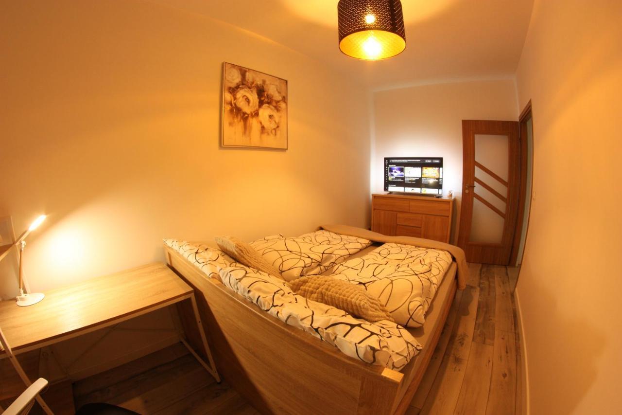 Urban City Apartments Варшава Екстер'єр фото